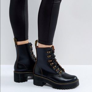 Dr.Martens Leona Boots